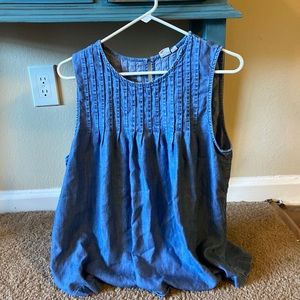 Denim Pleated shirt with button back